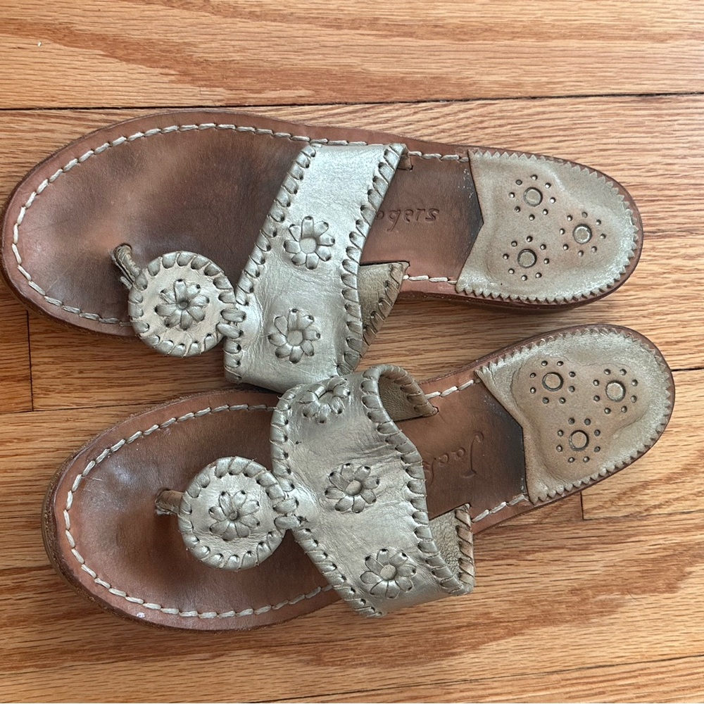 Jack Rogers size 6 platinum
